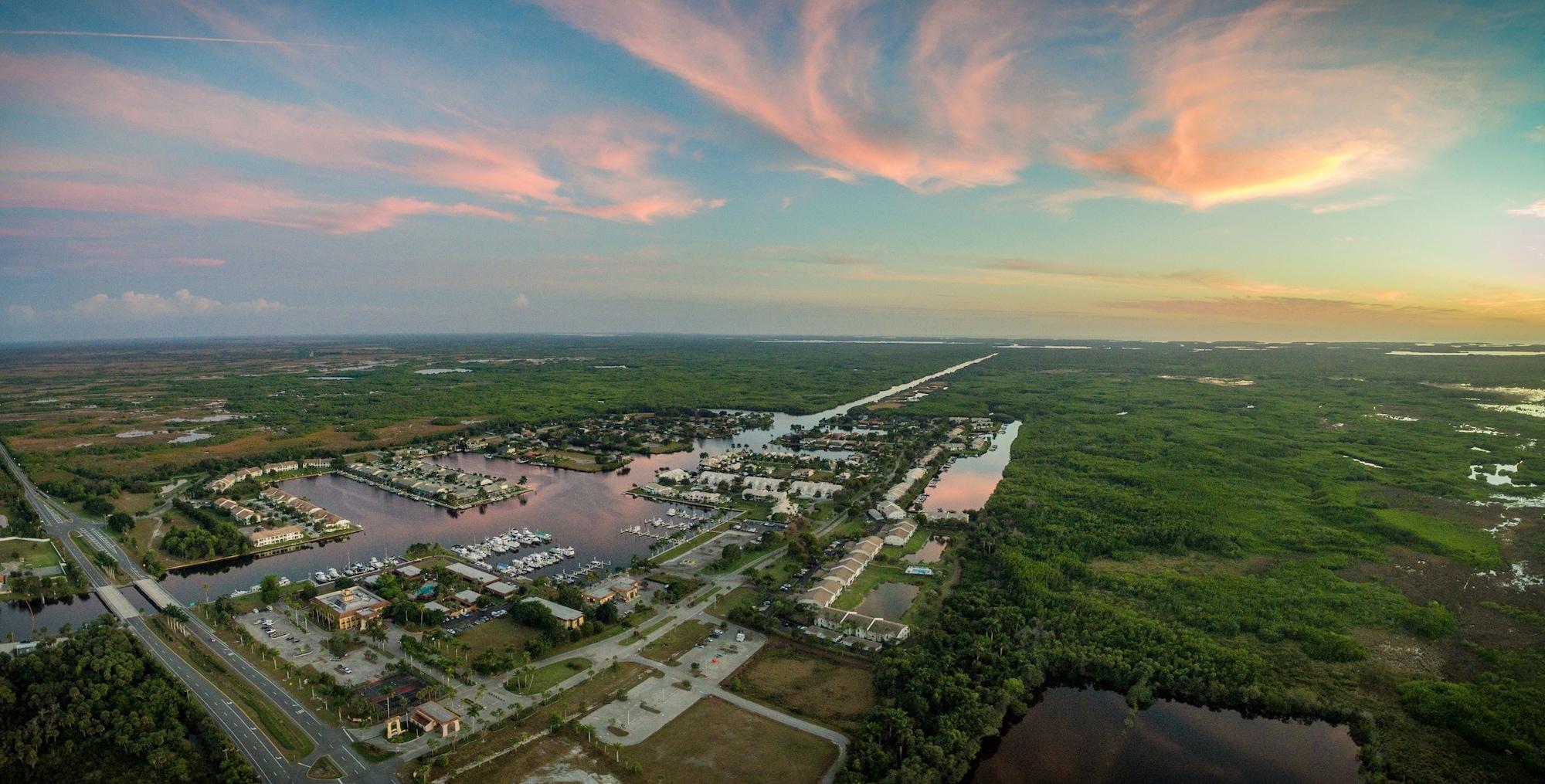 Port Of The Islands Everglades Adventure Resort Bagian luar foto