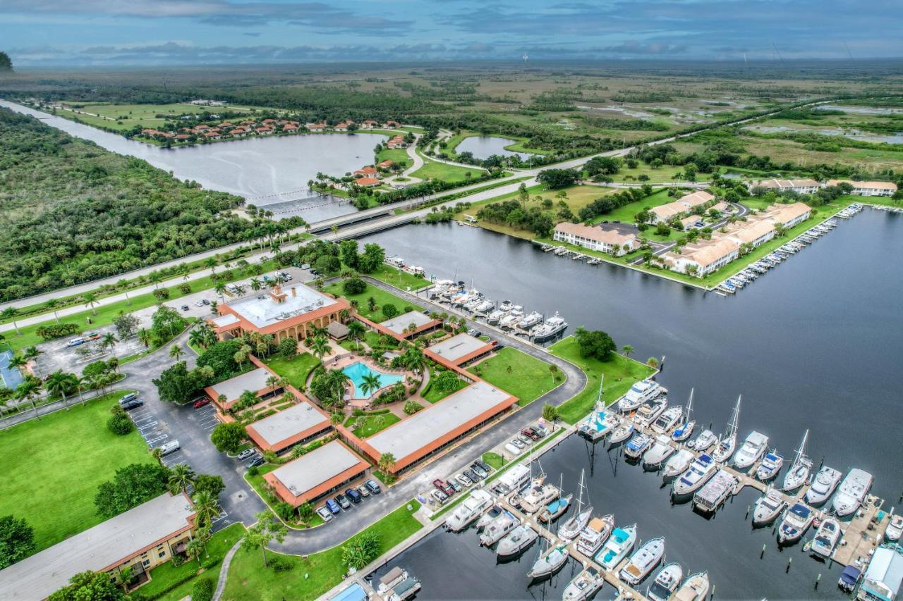 Port Of The Islands Everglades Adventure Resort Bagian luar foto