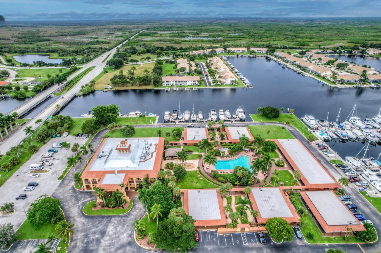 Port Of The Islands Everglades Adventure Resort Bagian luar foto